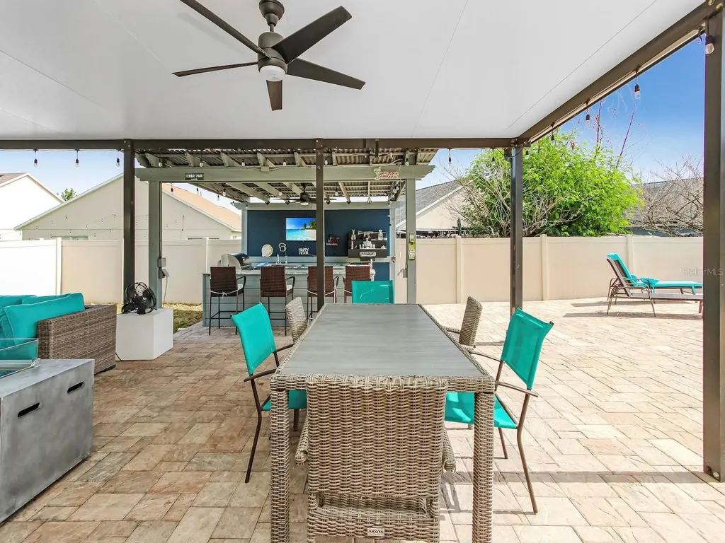 1833 Cayman Cove Circle St Cloud FL 34772
