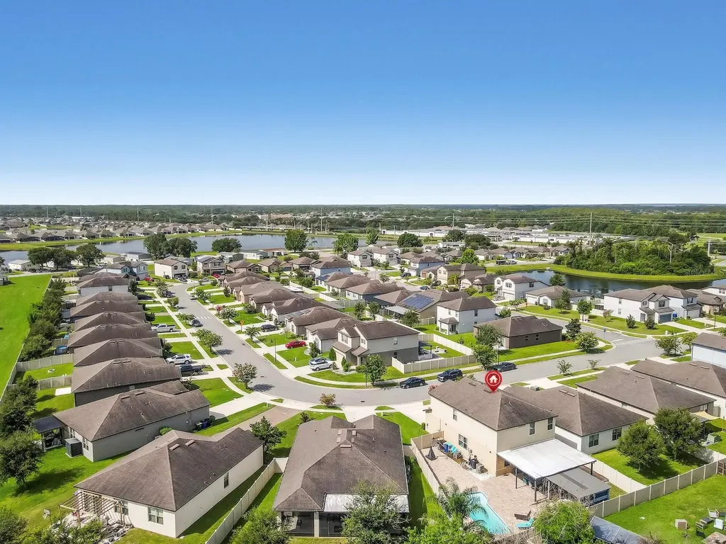 1833 Cayman Cove Circle St Cloud FL 34772