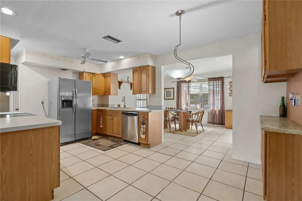 2234 Mariner Boulevard Spring Hill FL 34609