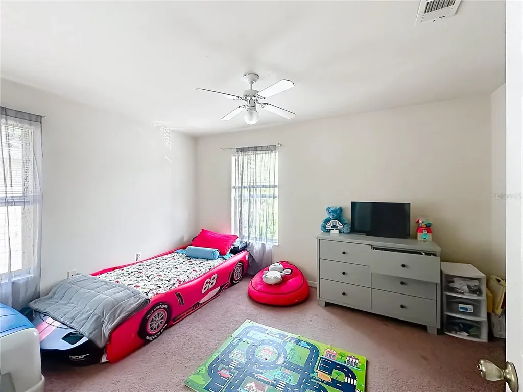 1710 NW 7th Street Gainesville FL 32609