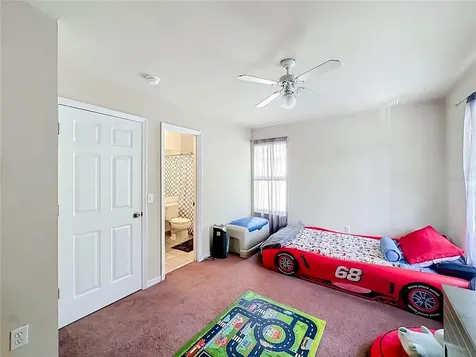 1710 NW 7th Street Gainesville FL 32609