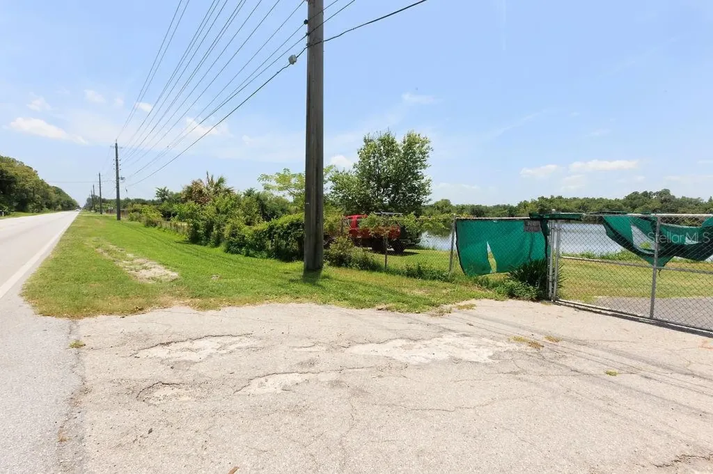 3719 E County Road 542 Lakeland FL 33801