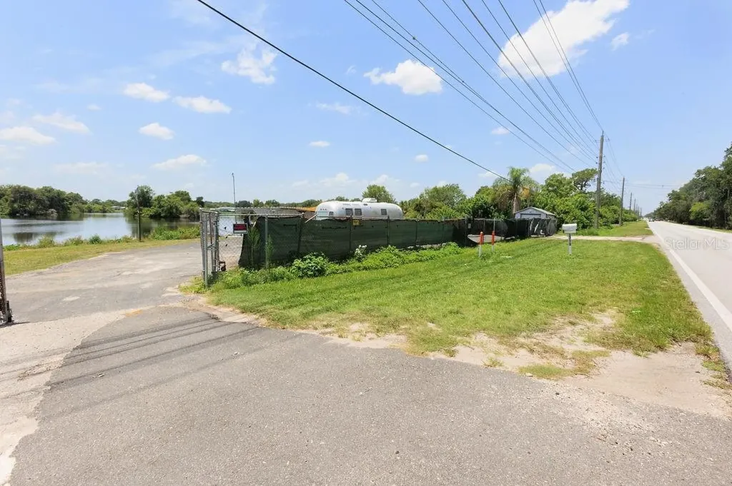 3719 E County Road 542 Lakeland FL 33801