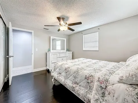 2449 66th Avenue S St Petersburg FL 33712