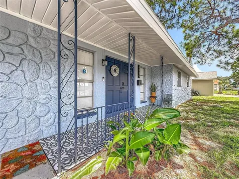 2449 66th Avenue S St Petersburg FL 33712