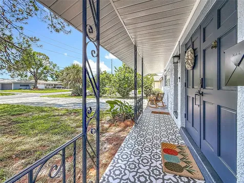 2449 66th Avenue S St Petersburg FL 33712