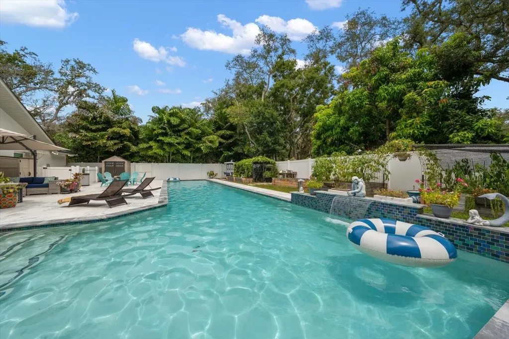 2423 Foxhead Way Clearwater FL 33759
