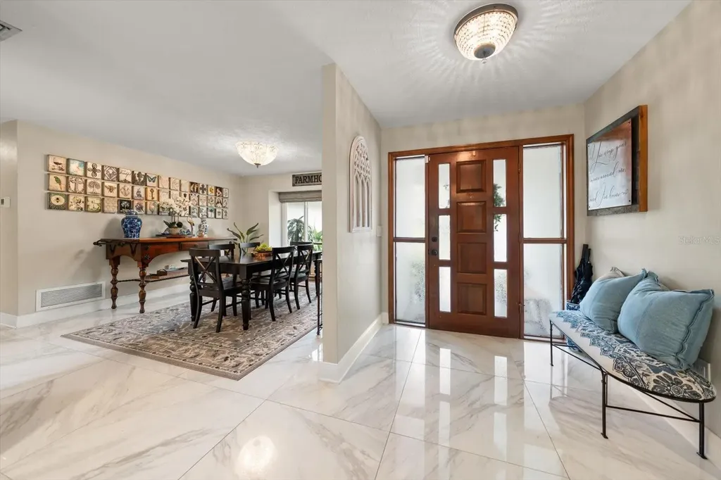 2423 Foxhead Way Clearwater FL 33759