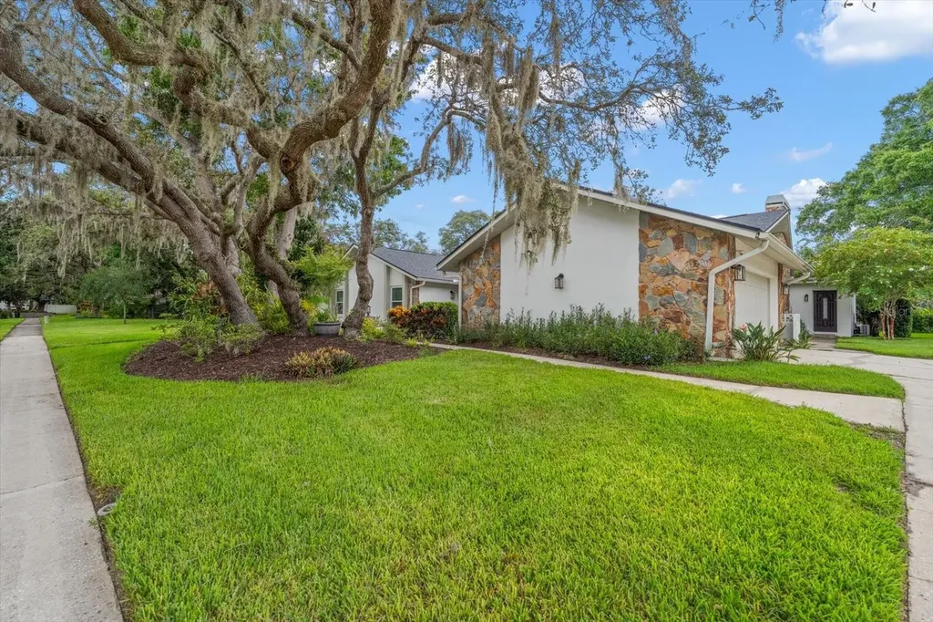 2423 Foxhead Way Clearwater FL 33759