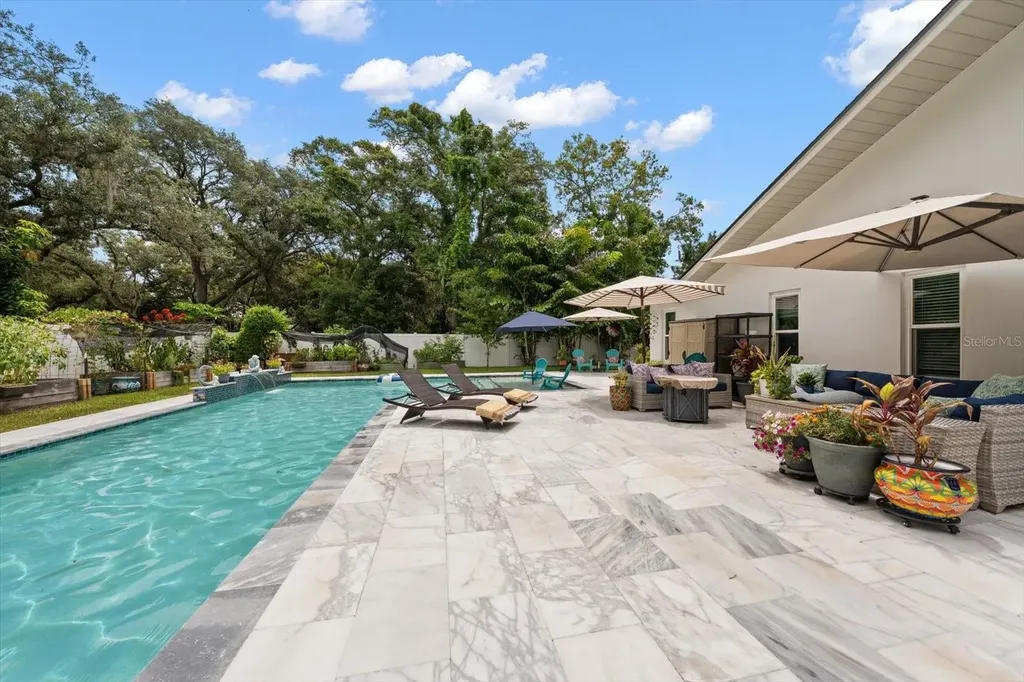 2423 Foxhead Way Clearwater FL 33759