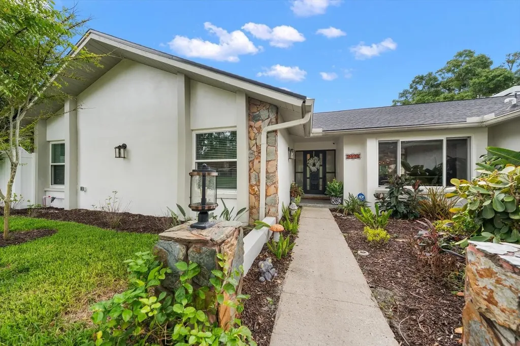 2423 Foxhead Way Clearwater FL 33759