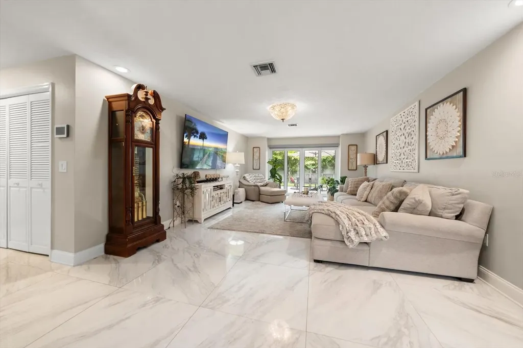 2423 Foxhead Way Clearwater FL 33759