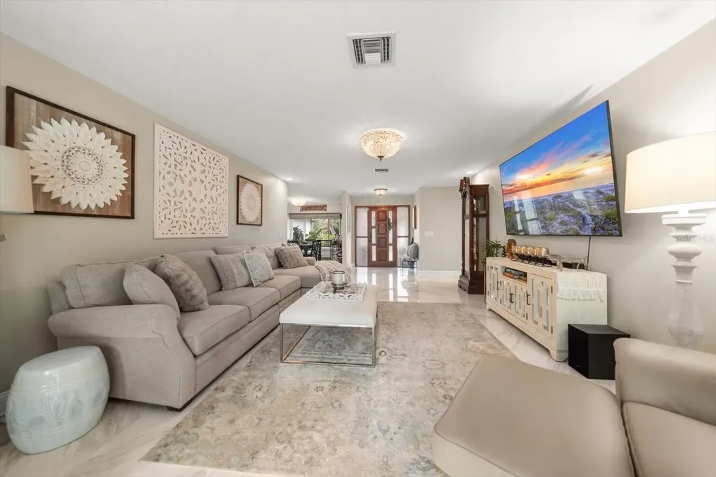 2423 Foxhead Way Clearwater FL 33759