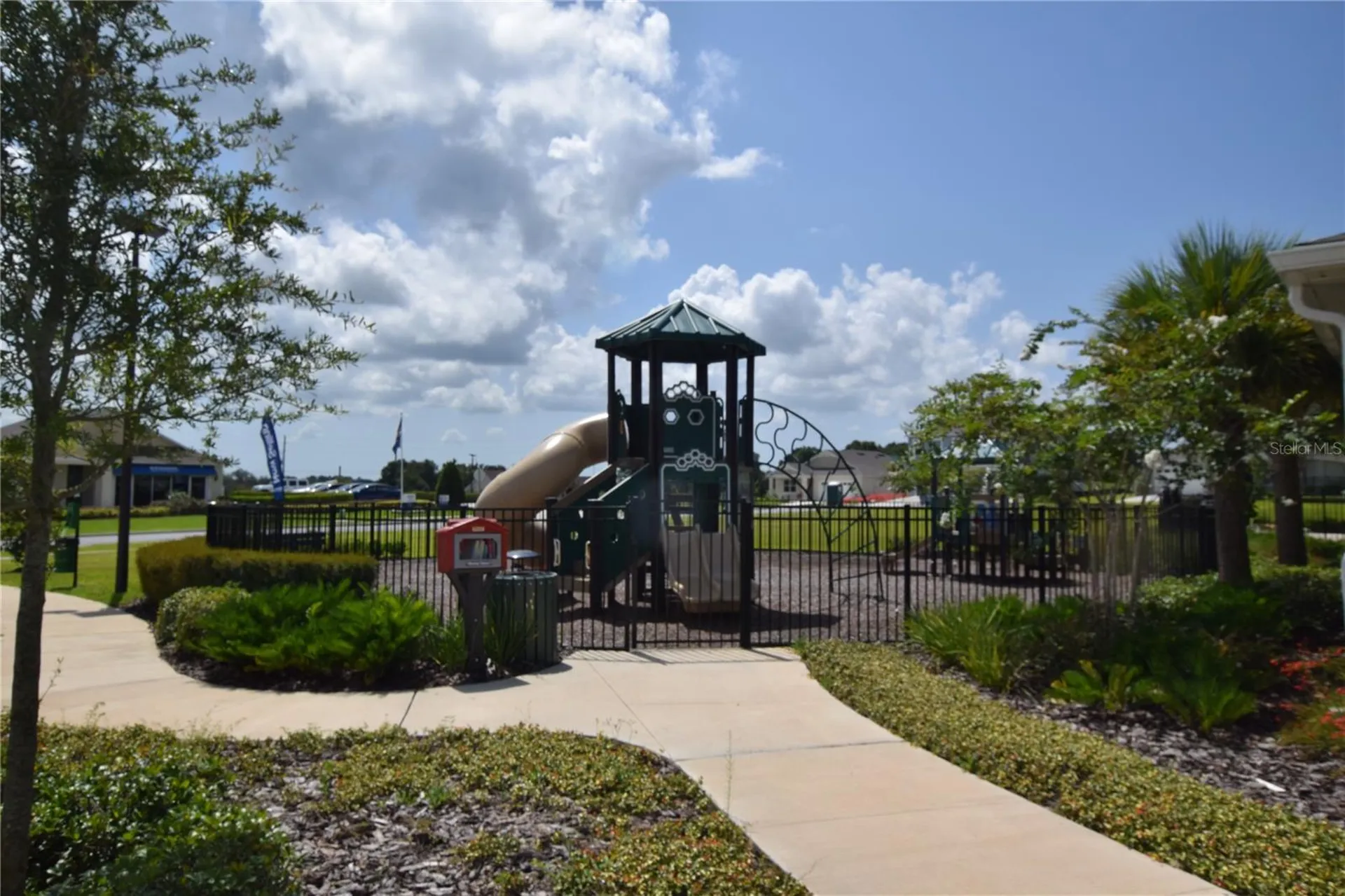5215 Mahogany Drive Mount Dora FL 32757