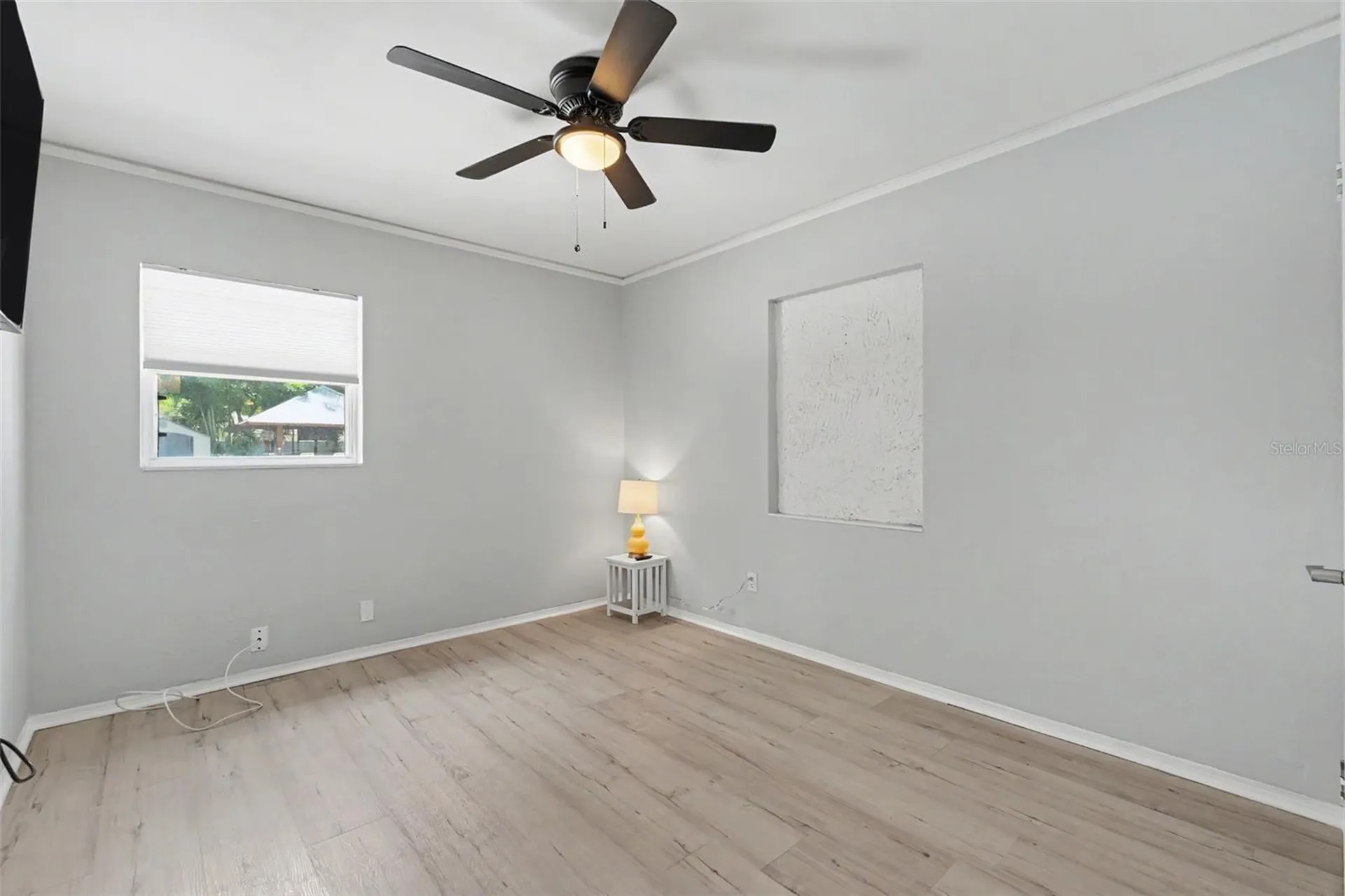 860 86th Avenue N St Petersburg FL 33702
