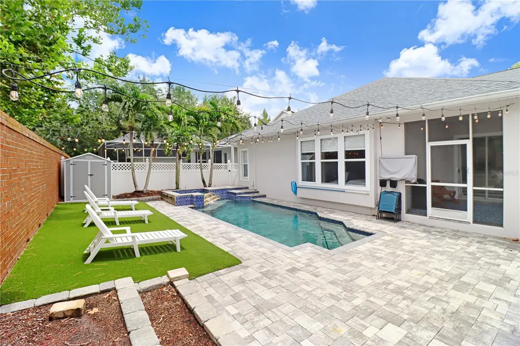 9609 Royce Drive Tampa FL 33626