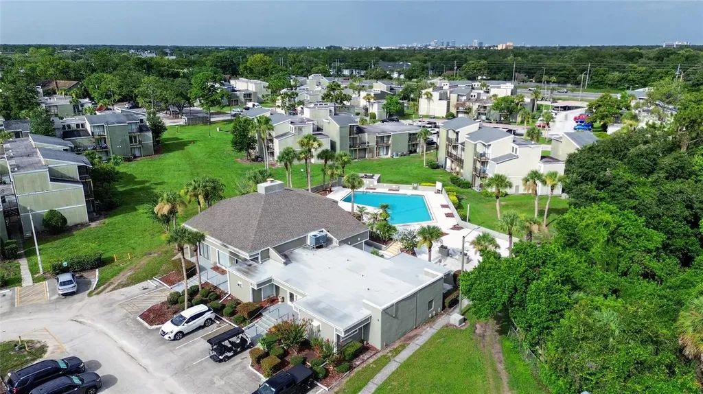 145 Scottsdale Square Winter Park FL 32792