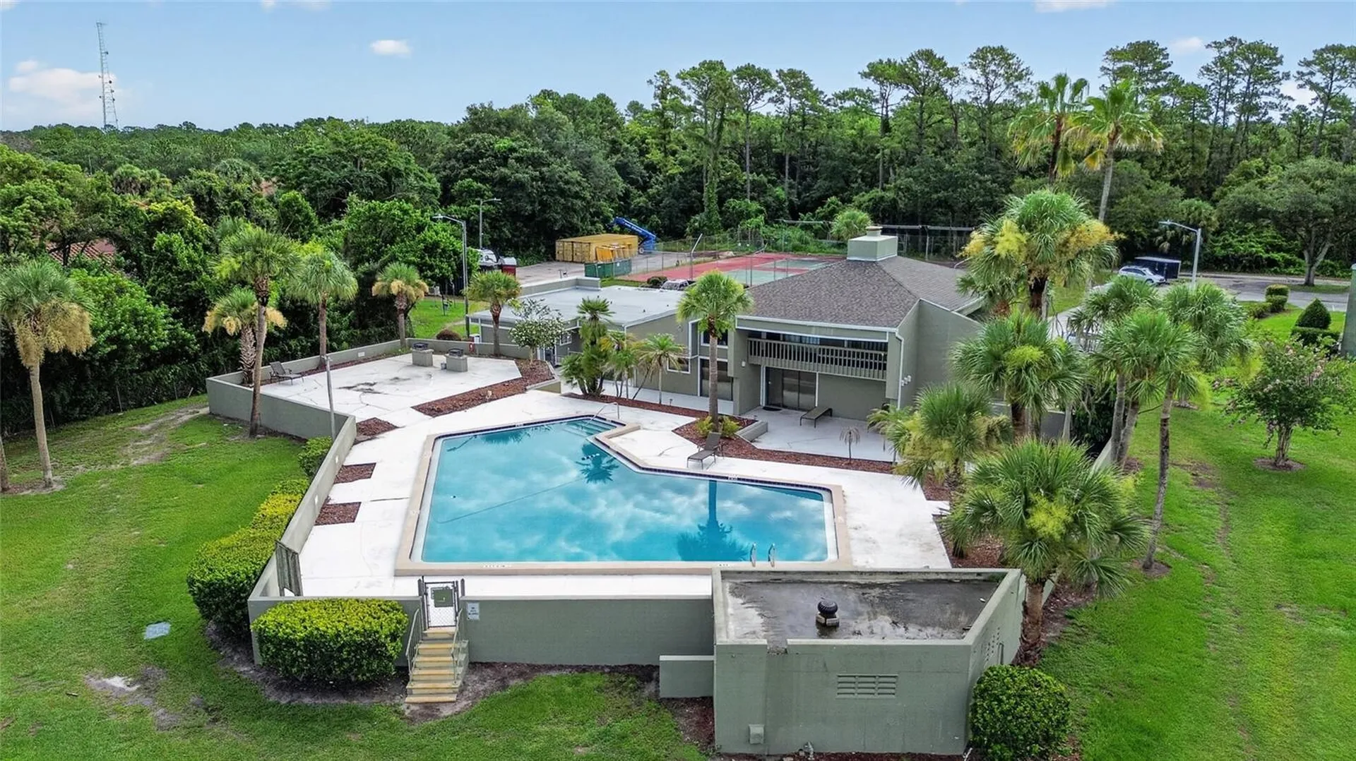 145 Scottsdale Square Winter Park FL 32792