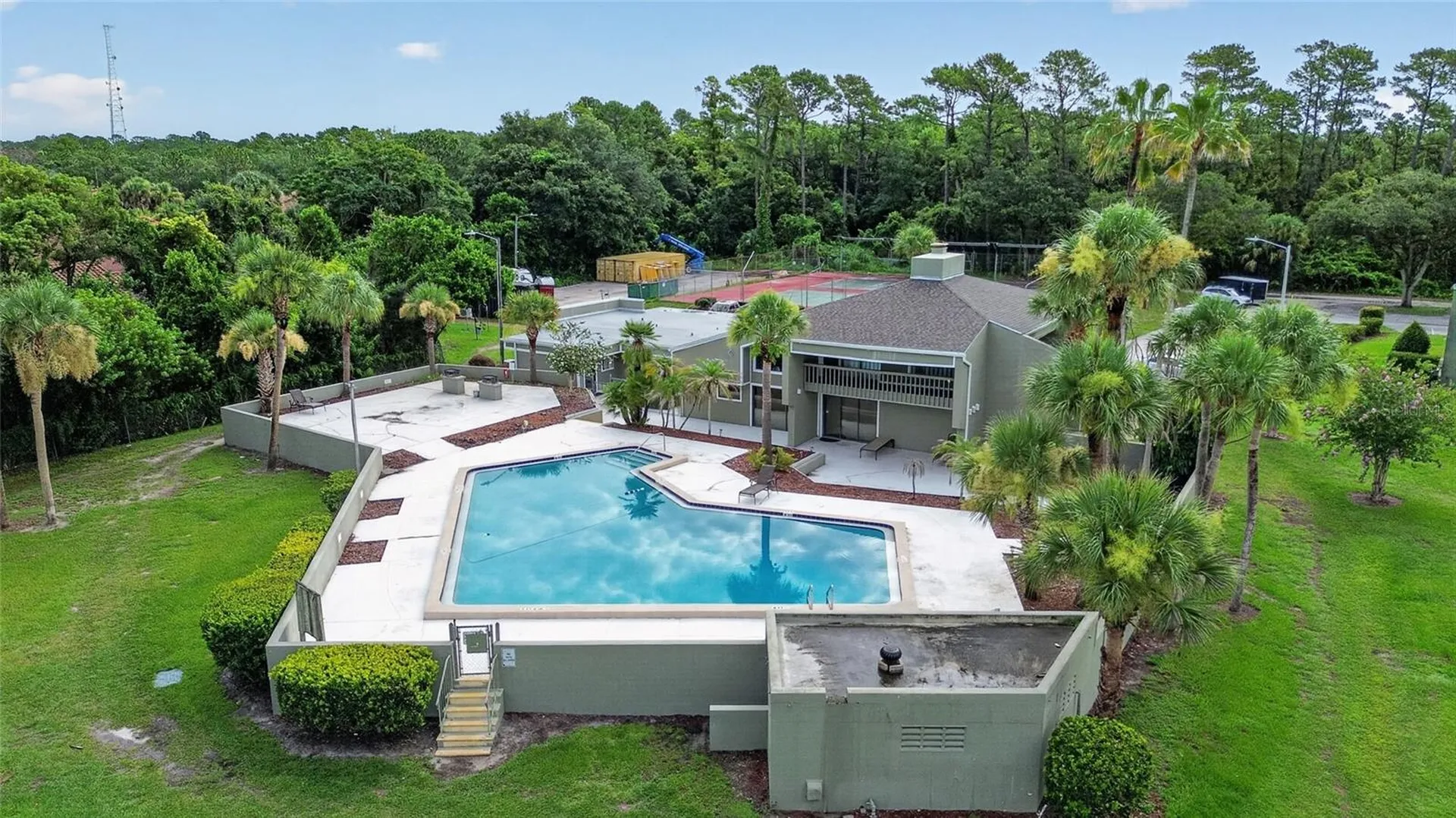 145 Scottsdale Square Winter Park FL 32792