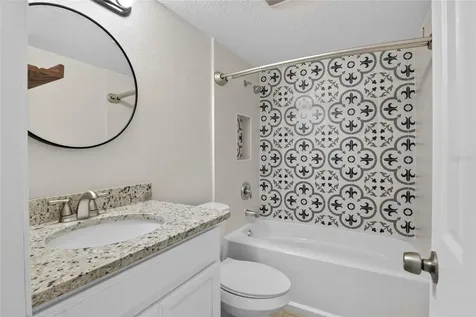 145 Scottsdale Square Winter Park FL 32792