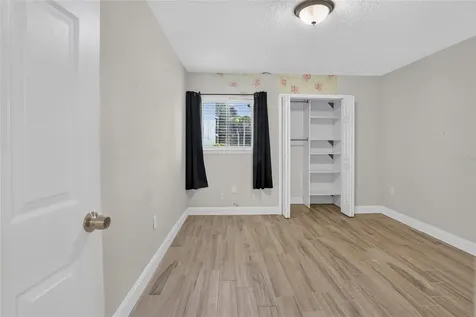 145 Scottsdale Square Winter Park FL 32792