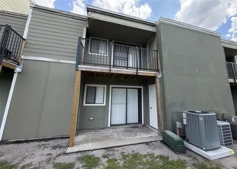 145 Scottsdale Square Winter Park FL 32792