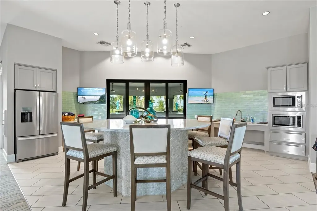 809 Sigsbee Loop Sarasota FL 34240