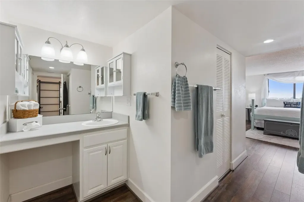 400 E Colonial Drive Orlando FL 32803