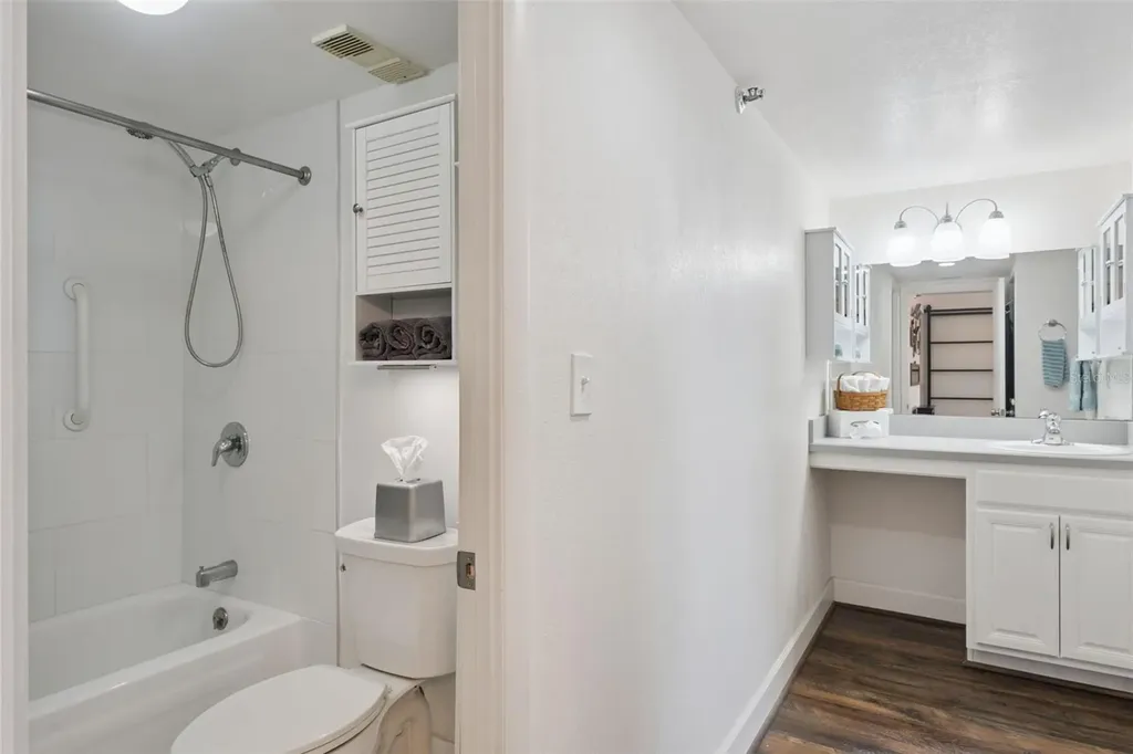 400 E Colonial Drive Orlando FL 32803