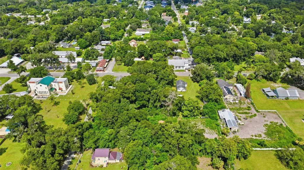 S Lakeview Drive Lake Helen FL 32744