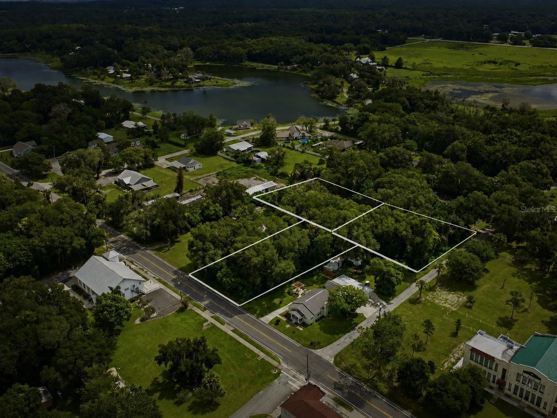 S Lakeview Drive Lake Helen FL 32744