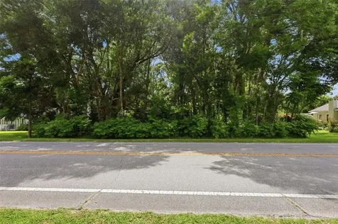 S Lakeview Drive Lake Helen FL 32744