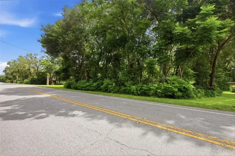 S Lakeview Drive Lake Helen FL 32744
