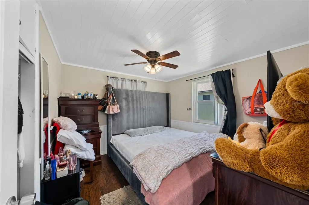 518 Tohopekaliga Avenue Kissimmee FL 34744