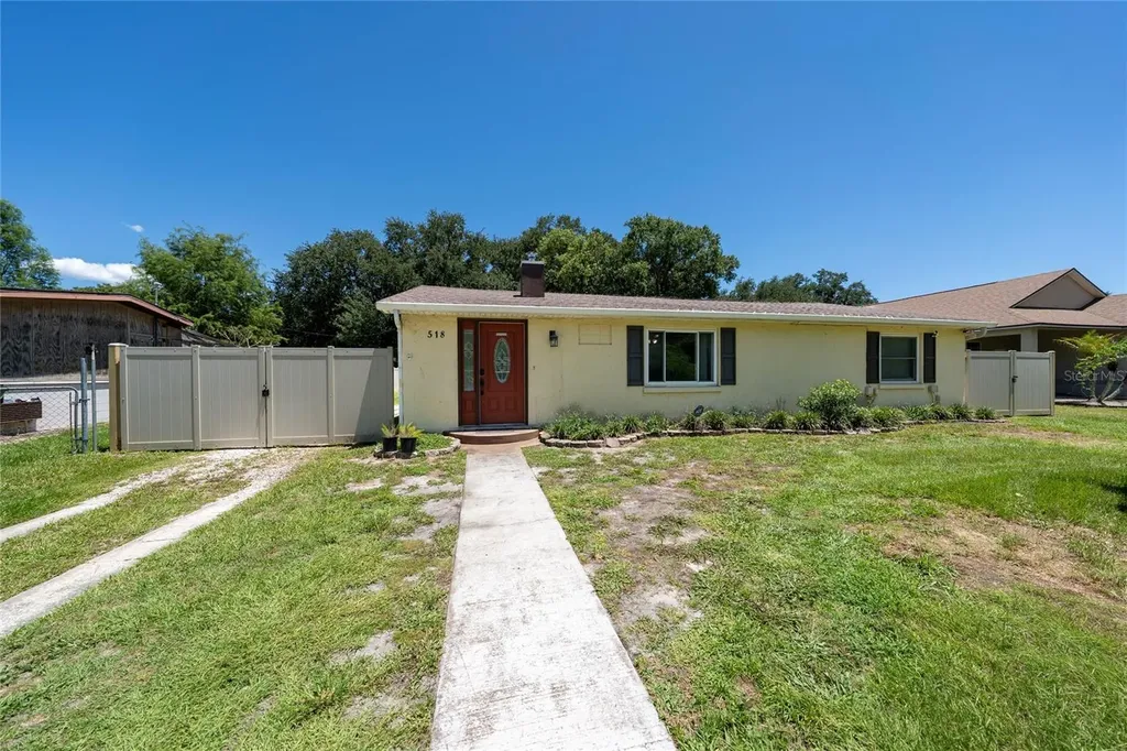 518 Tohopekaliga Avenue Kissimmee FL 34744