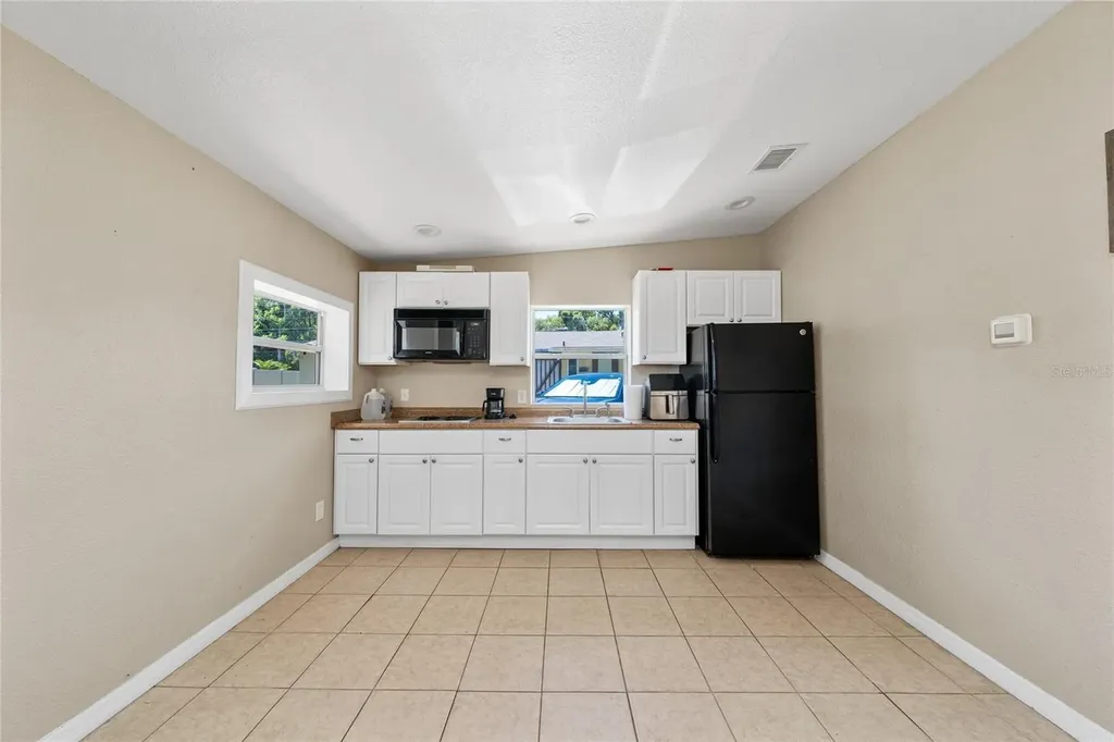 518 Tohopekaliga Avenue Kissimmee FL 34744