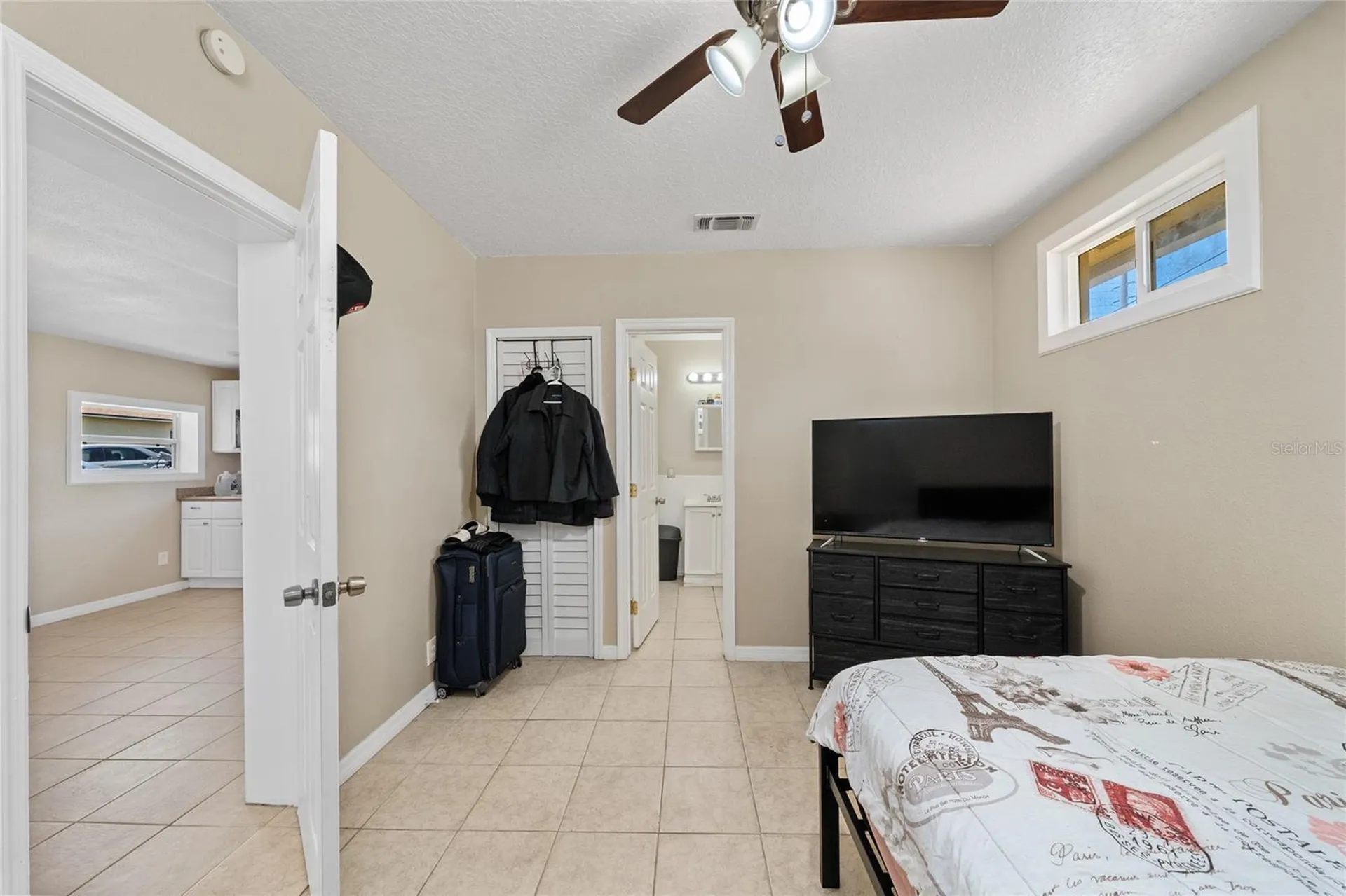 518 Tohopekaliga Avenue Kissimmee FL 34744