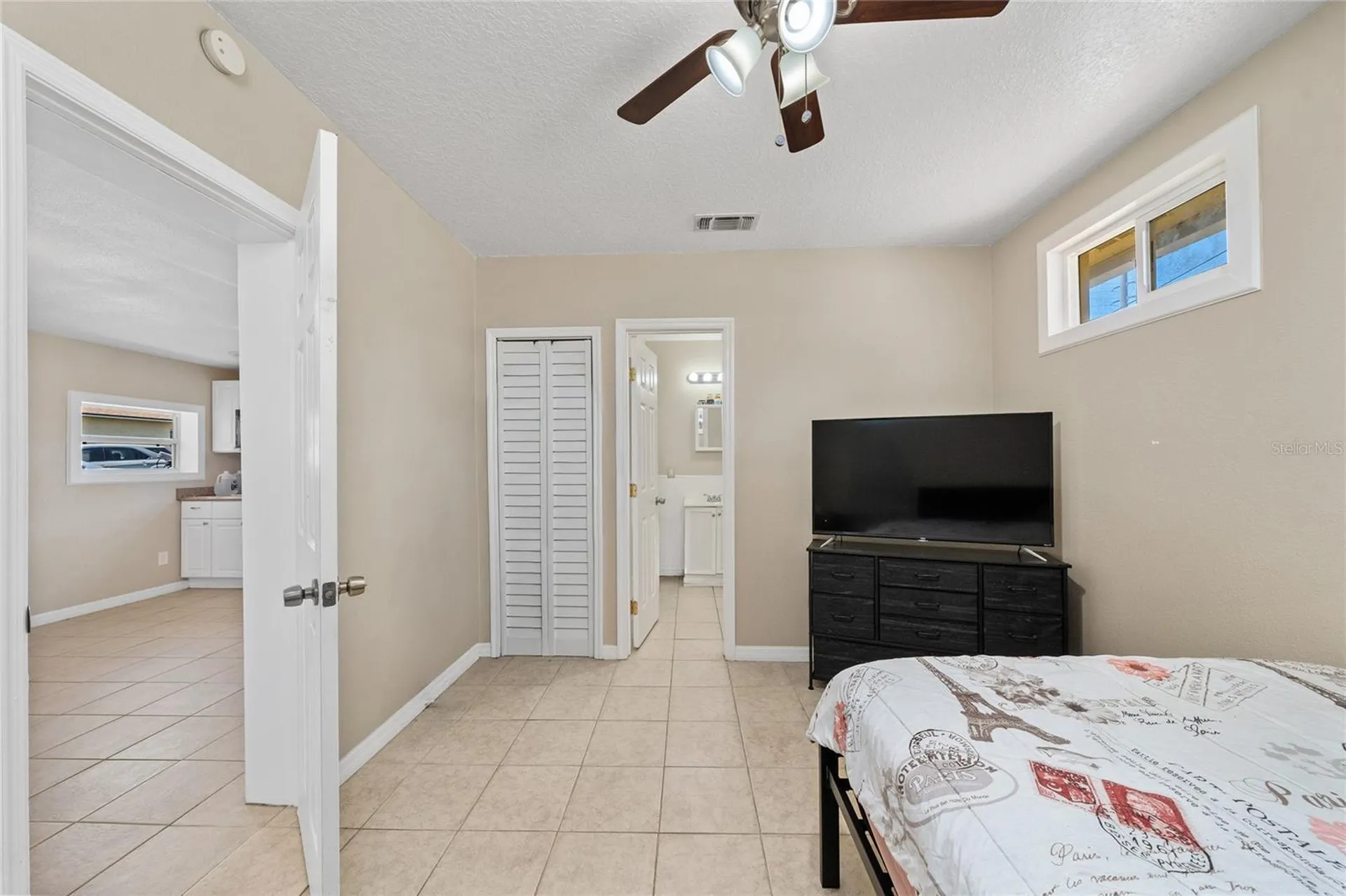 518 Tohopekaliga Avenue Kissimmee FL 34744