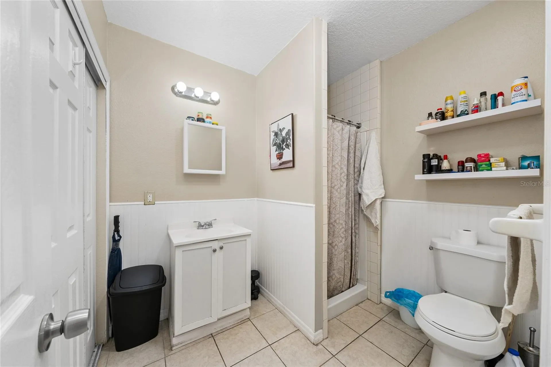 518 Tohopekaliga Avenue Kissimmee FL 34744