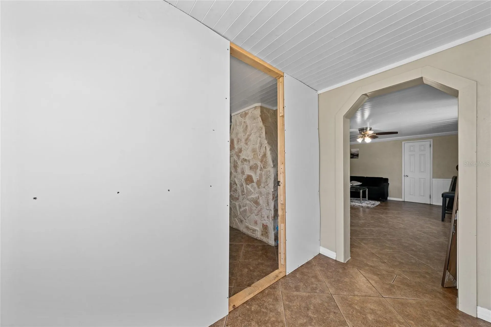 518 Tohopekaliga Avenue Kissimmee FL 34744