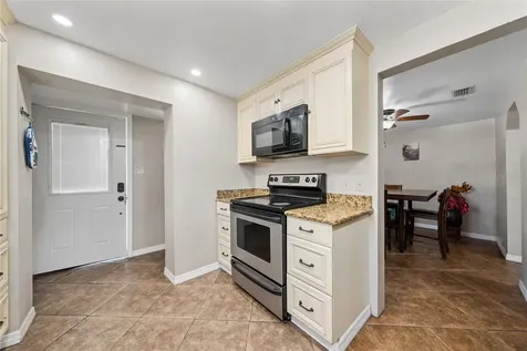 518 Tohopekaliga Avenue Kissimmee FL 34744