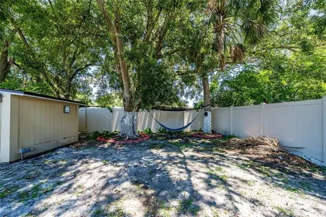 518 Tohopekaliga Avenue Kissimmee FL 34744