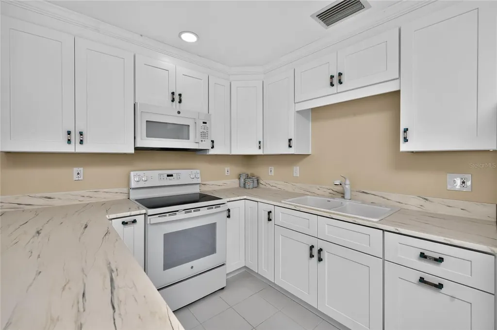 1765 Gulf Boulevard Englewood FL 34223