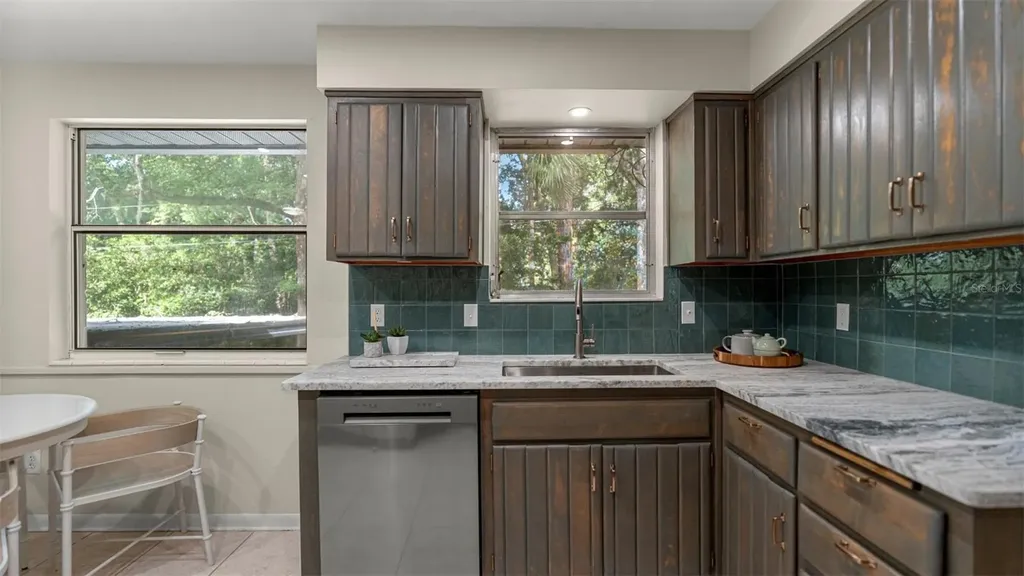 1114 NW 36th Drive Gainesville FL 32605