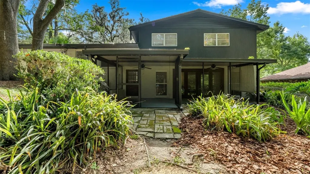 1114 NW 36th Drive Gainesville FL 32605