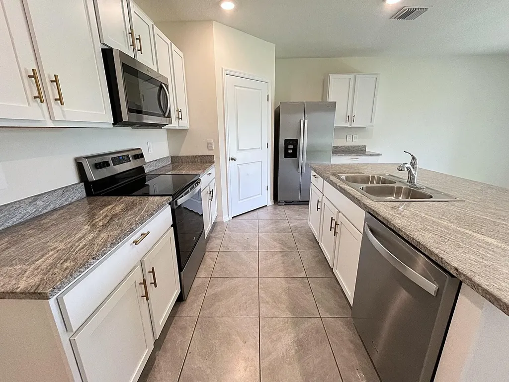 12724 Lateral Root Drive Sarasota FL 34238