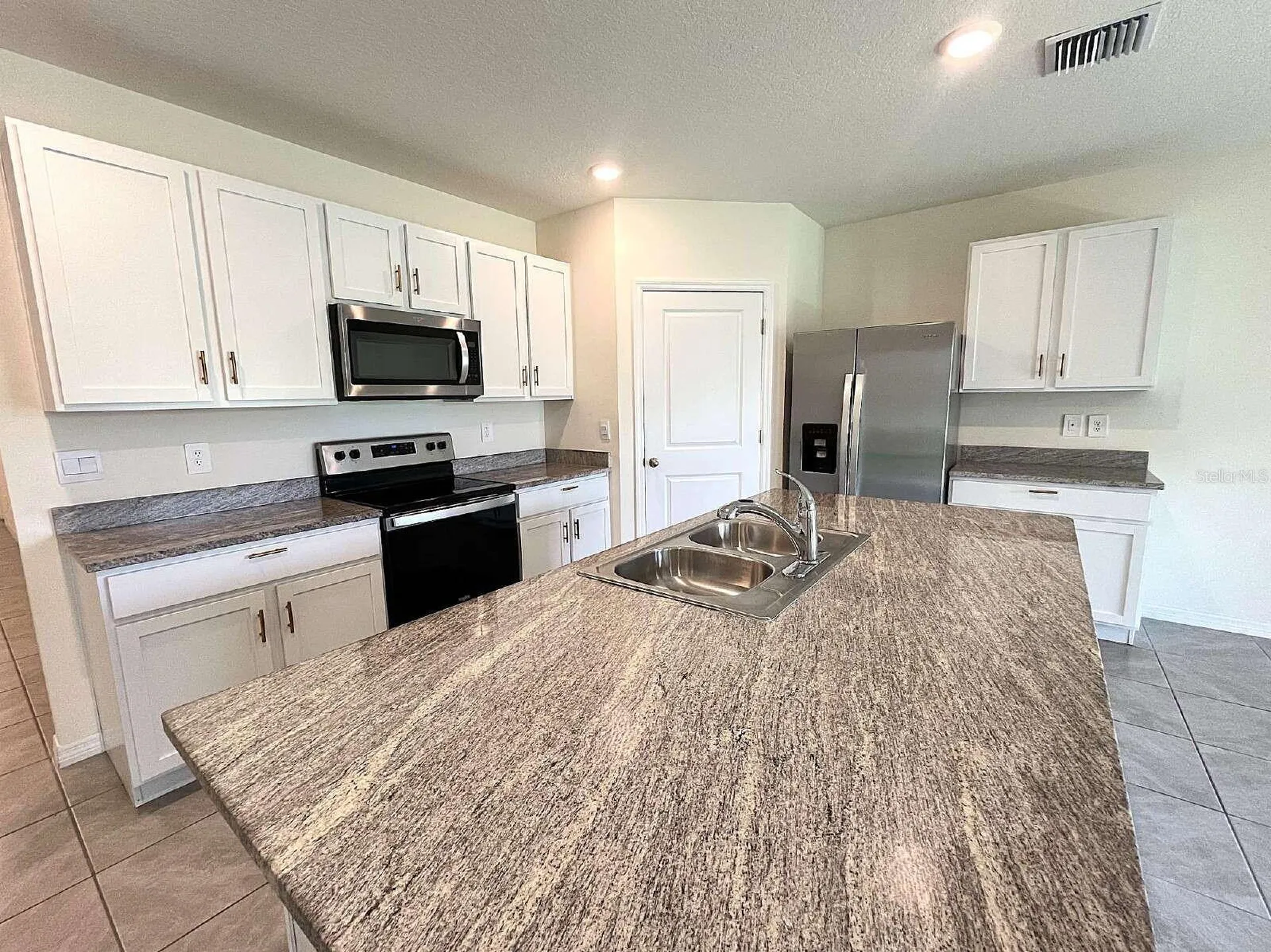 12724 Lateral Root Drive Sarasota FL 34238