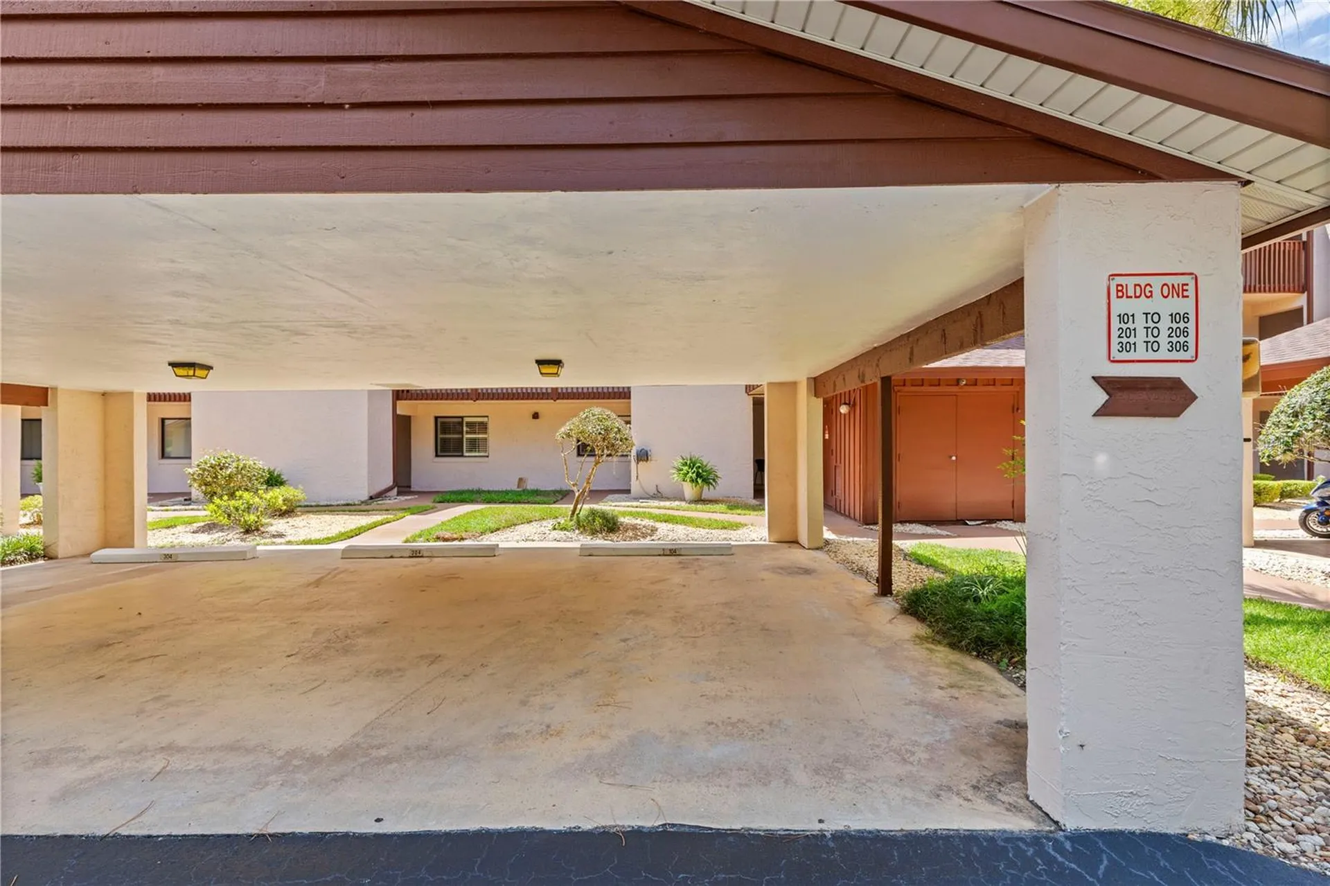 275 Indigo Drive Daytona Beach FL 32114