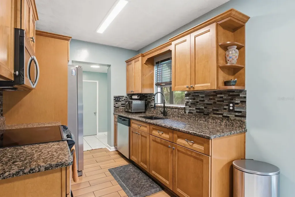 3280 56th Way N St Petersburg FL 33710