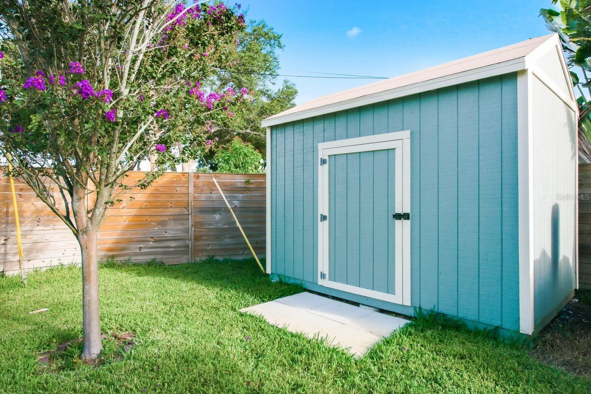 3280 56th Way N St Petersburg FL 33710